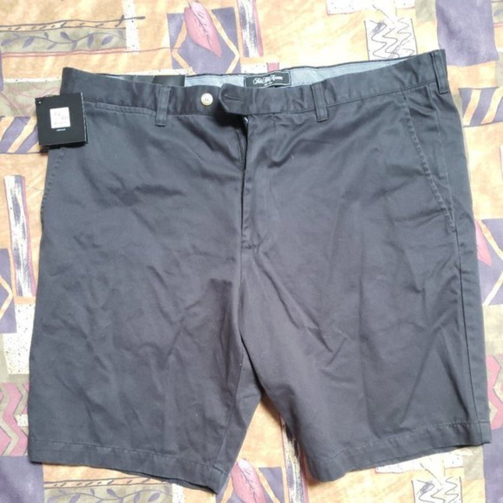 Saks Fifth Avenue Men's Size 38 Shorts Black Basic  - NWT